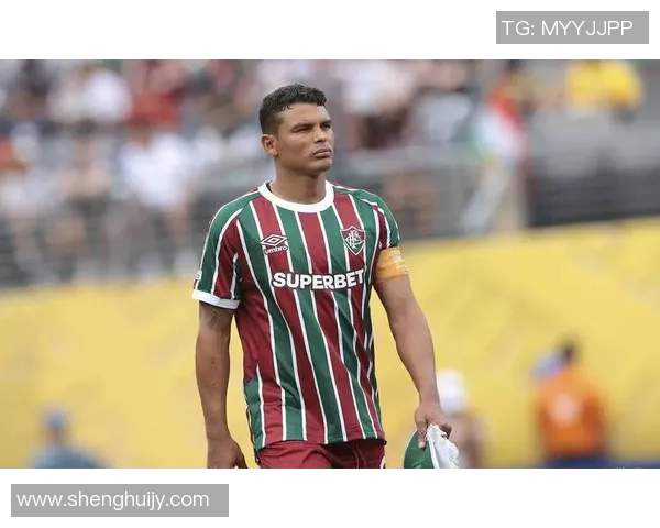 足球明星绿头发的背后故事与他在赛场上的精彩表现 足球明星绿头发的背后故事与他在赛场上的精彩表现