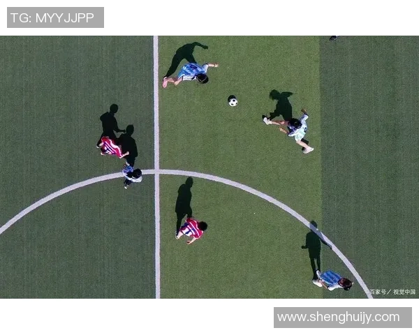 跑位精准的足球明星们如何在比赛中创造机会与进球的艺术