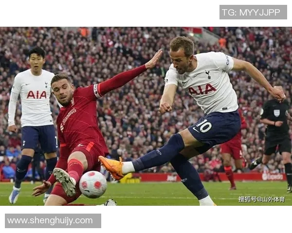 震惊世界足球明星公开承认参与假球事件引发广泛关注与讨论